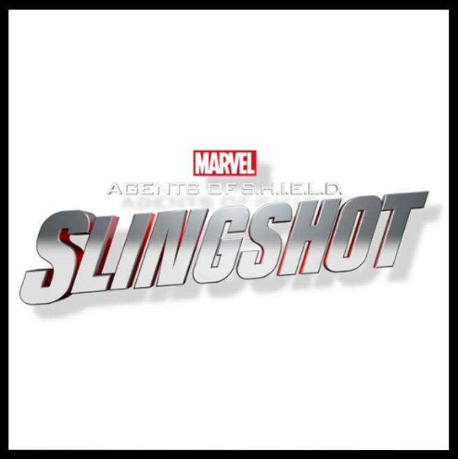 Le titre "Slingshot" est écrit en argenté sur un fond blanc.